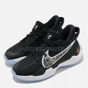 Nike freak 2 kids shoe